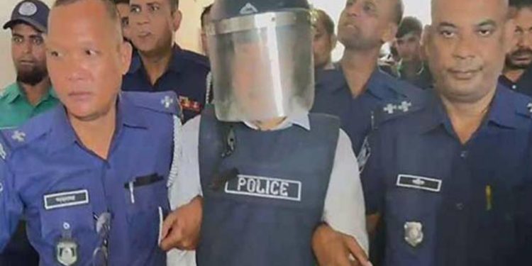 অস্ত্র মামলায় ৩ দিনের রিমান্ডে ফজলে করিম চৌধুরী