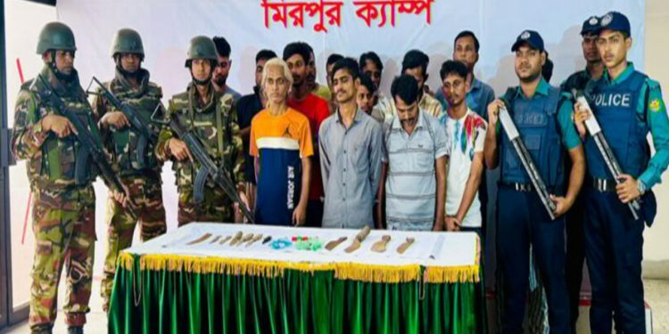 মিরপুর বিহারি ক্যাম্পে অভিযান, মাদক ও দেশীয় অস্ত্রসহ গ্রেপ্তার- ২৬