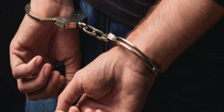 ভারতে পালানোর সময় ৫ মামলার আসামি আওয়ামী লীগের প্যানেল মেয়র বিজিবির হাতে গ্রেফতার