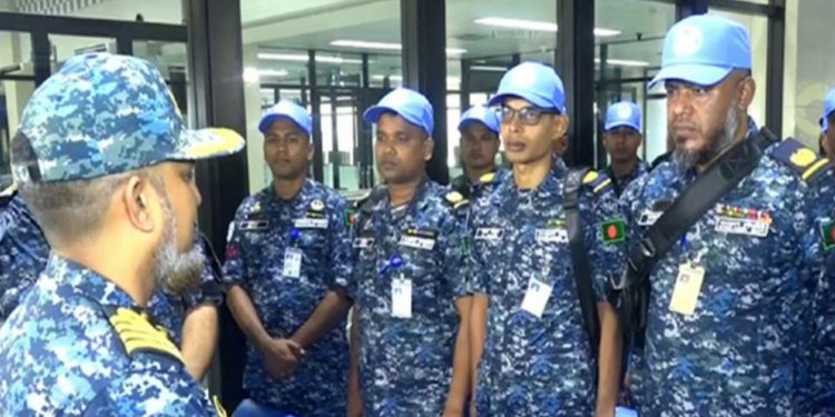 নৌবাহিনীর ৭৫ সদস্য গেলেন লেবানন