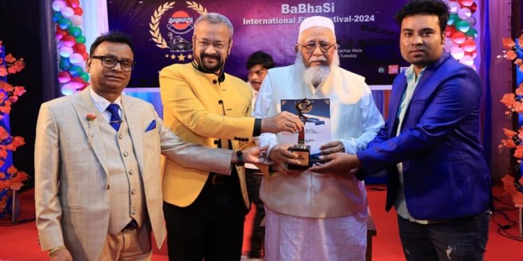 বাভাসি সম্মাননা পেলেন মাসুম বিল্লাহ রাকিব