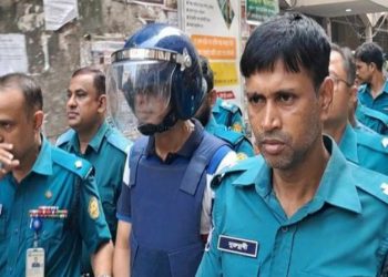 যাত্রাবাড়ী থানার সাবেক ওসিকে আন্তর্জাতিক ট্রাইব্যুনালে হাজির