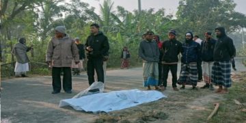 বাসের ধাক্কায় কলাপাড়ায় এনজিও কর্মী নিহত