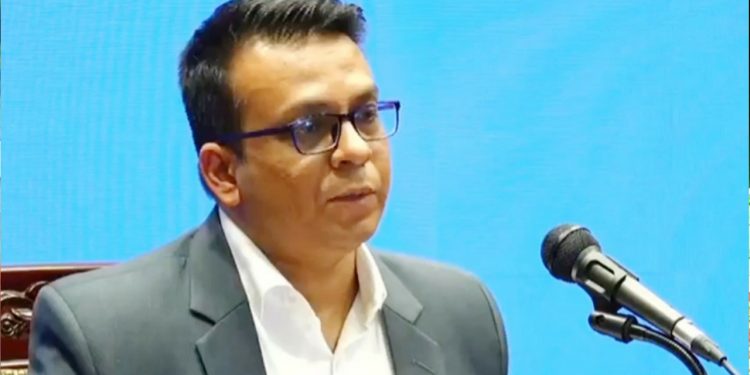 আমাদের কাছে পুতুলের দ্বৈত নাগরিকত্ব সংক্রান্ত কোনো ডকুমেন্ট আসেনি: রফিকুল আলম