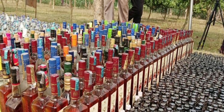 চুয়াডাঙ্গায় ৪ কোটি ৭ লাখ ৭ হাজার ৭২৩ টাকার মাদকদ্রব্য ধ্বংস করলো বিজিবি