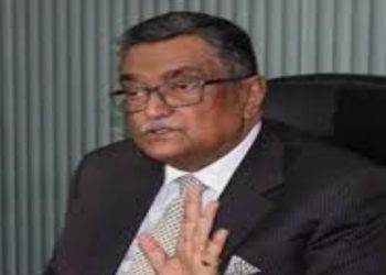 সাবেক মন্ত্রী খন্দকার মোশাররফ হোসেনের বিদেশযাত্রায় নিষেধাজ্ঞা