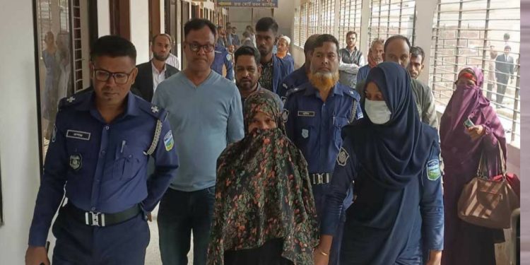 স্বামীকে হত্যাকাণ্ডের ঘটনায় পরকীয়া প্রেমিকসহ স্ত্রীর আমৃত্যু কারাদণ্ড