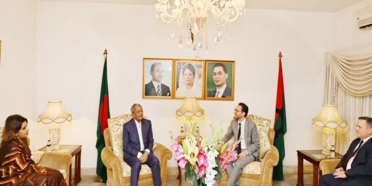 বিএনপির সঙ্গে বৈঠকে ব্রিটিশ হাইকমিশনার