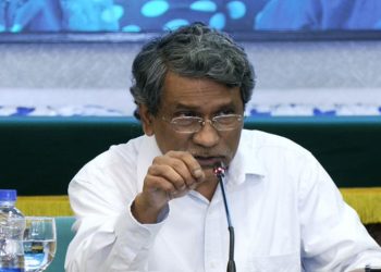 সংবিধান সংস্কারের বিষয়টি সরকার ও রাজনৈতিক দলের: অধ্যাপক আলী রিয়াজ