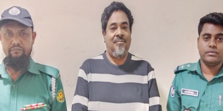 বিশেষ অভিযানে আওয়ামী লীগের সাবেক এমপিসহ গ্রেপ্তার- ৩