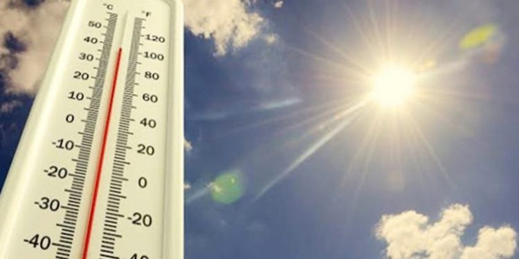 উষ্ণ আবহাওয়ার মাঝেও এলো স্বস্তির বার্তা