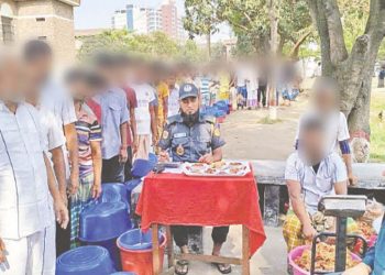 কারাগারে বন্দিরা ইফতারে কী খেতে পাচ্ছেন?