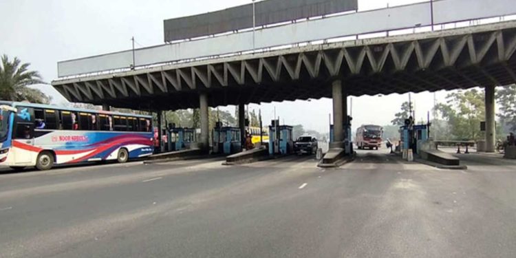 যমুনা সেতুতে গত এক দিনে টোল সংগ্রহ হয়েছে প্রায় ৩ কোটি টাকা