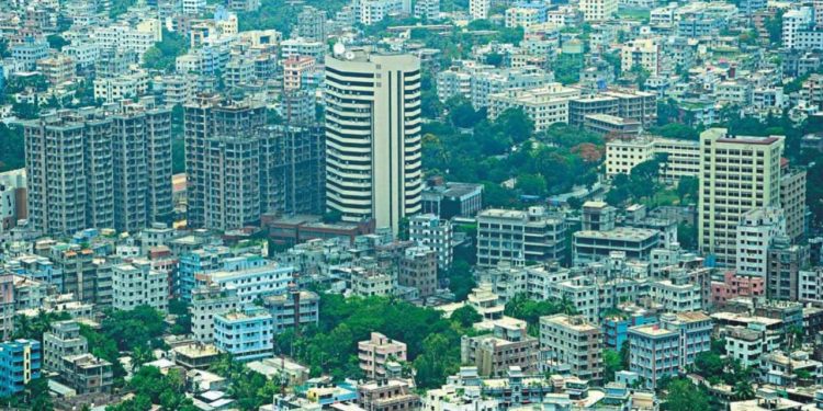 বিশেষজ্ঞদের মতে, ঢাকায় শিগগিরই বড় ধরনের ভূমিকম্পের আশঙ্কা রয়েছে
