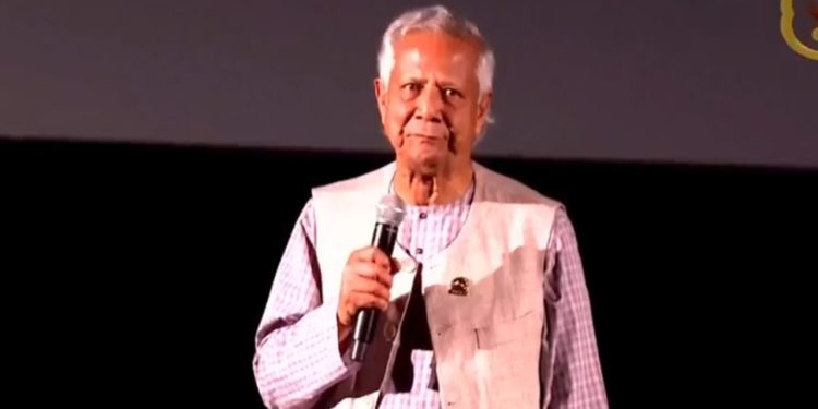 বিশ্ব পরিবর্তন করতে চাইলে নিজ গ্রামের উন্নয়ন থেকেই শুরু করুন: ড. ইউনূস