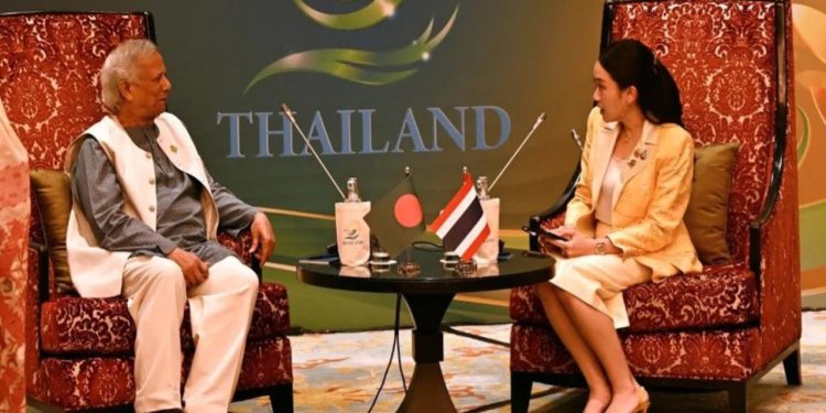 থাই প্রধানমন্ত্রীর সঙ্গে প্রধান উপদেষ্টার সাক্ষাৎ