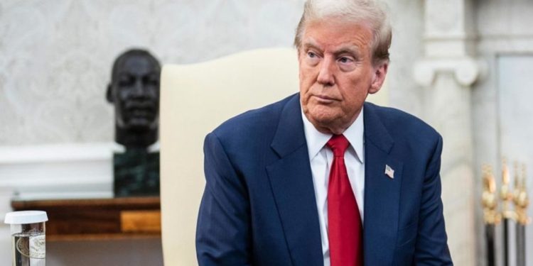 ট্রাম্পকে ৭ লাখ ৪১ হাজার ডলার জরিমানা করার রায় দিয়েছেন আদালত