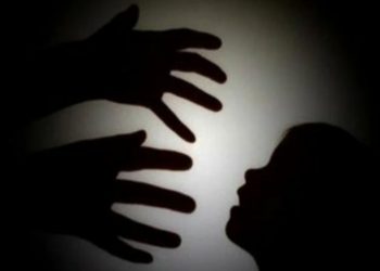 মায়ের বাড়িতে বেড়াতে এসে সৎ বাবার কাছে ধর্ষণে শিকার ৭ বছরের শিশু