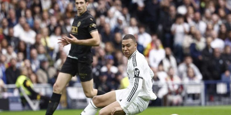 ভিনিসিয়াসের পেনাল্টি মিসে রিয়াল মাদ্রিদকে হারালো ভ্যালেন্সিয়া