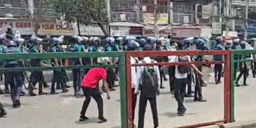আবারো সংঘর্ষে ঢাকা ও সিটি কলেজ