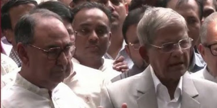 প্রধান উপদেষ্টা ড. মুহাম্মদ ইউনূসের সঙ্গে বৈঠকে ভোটের সময় নিয়ে অসন্তুষ্ট বিএনপি