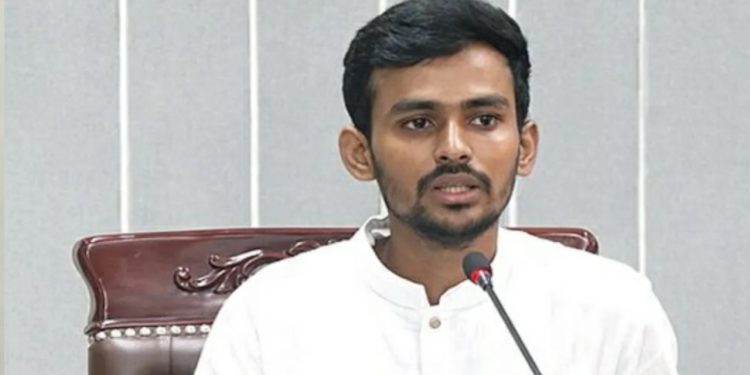 মোয়াজ্জেমের বিরুদ্ধে সুনির্দিষ্ট অভিযোগ পেলে অবশ্যই দুদককে ইনভলভ্ করব: আসিফ মাহমুদ