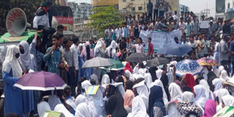 সারা দেশে আজ বিক্ষোভে নামছে পলিটেকনিক শিক্ষার্থীরা