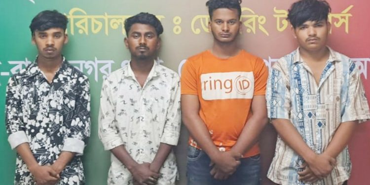 মোহাম্মদপুরের রায়েরবাজারে দলবেঁধে গণধর্ষণের সাথে জড়িত চারজনকে গ্রেপ্তার