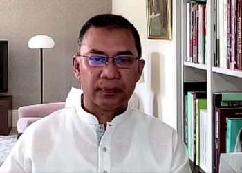 বিদেশিদের স্বার্থ নয়, সবার আগে নিশ্চিত করতে হবে বাংলাদেশের স্বার্থ: তারেক রহমান