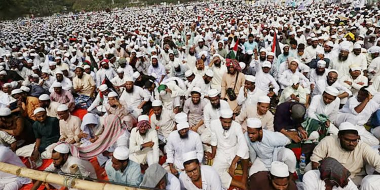 হেফাজতের মহাসমাবেশে সোহরাওয়ার্দী উদ্যান জনসমুদ্রে পরিণত