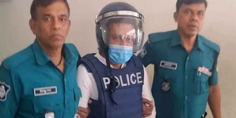 ভ্যানচালক হত্যাচেষ্টা মামলায় গ্রেপ্তার দেখানো হলো গানবাংলার কৌশিক হোসেন তাপসকে