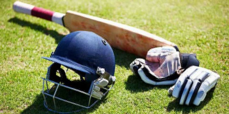 পাকিস্তানি পেসারের খেলার মাঠেই হৃদয়বিদারক মৃত্যু