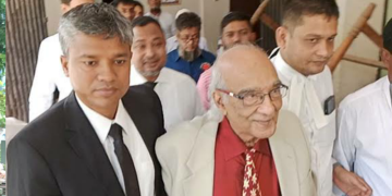 হাসিনাপুত্রকে অপহরণ ও হত্যাচেষ্টা মামলায় শফিক রেহমান খালাস