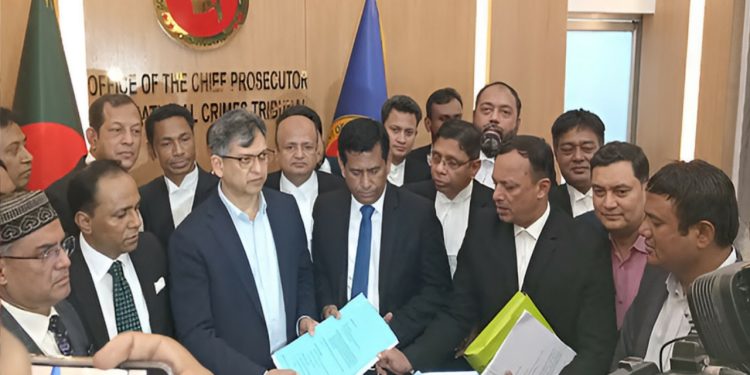 শেখ হাসিনাসহ সাত জনের বিরুদ্ধে ট্রাইব্যুনালে গুমের অভিযোগ জমা সালাহউদ্দিনের