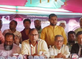 সংস্কারের নামে হাসিনার মতো উন্নয়নের সবক দিচ্ছে বর্তমান সরকার: শামসুজ্জামান দুদু