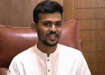 পশু কোরবানি আমাদের ধর্মীয় দায়িত্ব, কিন্তু মানুষের পাশে দাঁড়ানো মানবিক কর্তব্য: আসিফ মাহমুদ