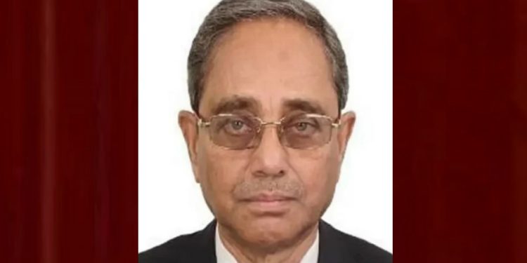 এবার দেশ ছাড়লেন শেখ হাসিনার চাচা শেখ কবির