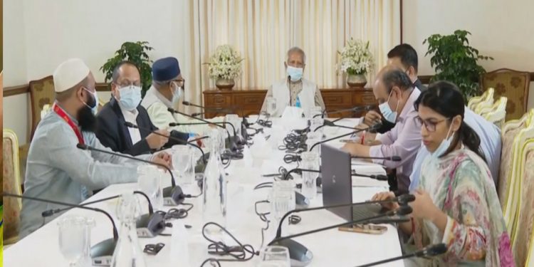 সুষ্ঠু হজ ব্যবস্থাপনার জন্য ধর্ম মন্ত্রণালয়সহ সংশ্লিষ্টদের প্রধান উপদেষ্টার অভিনন্দন