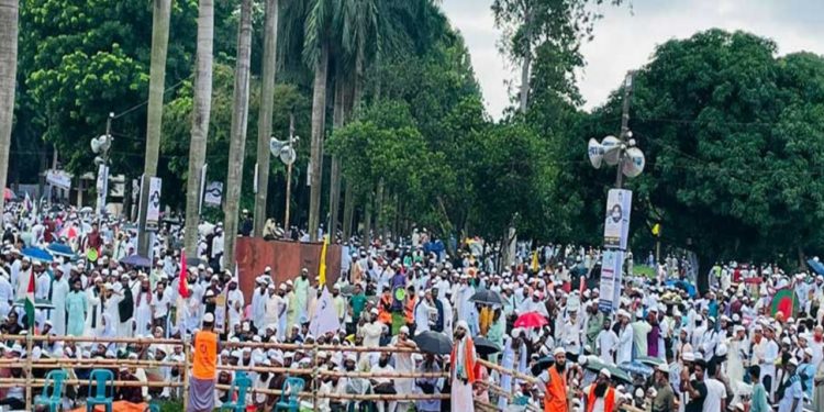 সোহরাওয়ার্দী উদ্যানে মহাসমাবেশে আসার পথে সড়ক দুর্ঘটনায় নিহত-৬, আমিরের শোক