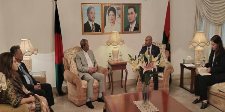 কানাডিয়ান হাইকমিশনারের সঙ্গে বিএনপি মহাসচিবের বৈঠক