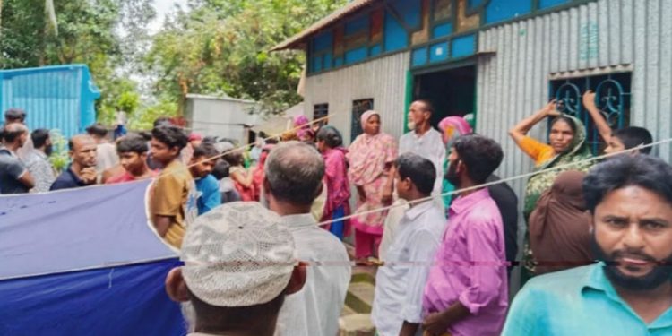 মোটরসাইকেলের টাকা না পেয়ে ছেলের হাতে প্রাণ গেল বাবার