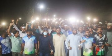 রহস্যজনক মৃত্যুর প্রতিবাদে ছাত্রশিবিরের টর্চ লাইট মিছিল ও বিচার দাবী