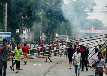 গোপালগঞ্জের সংঘর্ষে দায়ের ৮টি মামলা, আসামির সংখ্যা ৮ হাজারের বেশি, গ্রেপ্তার ৩১০ জন