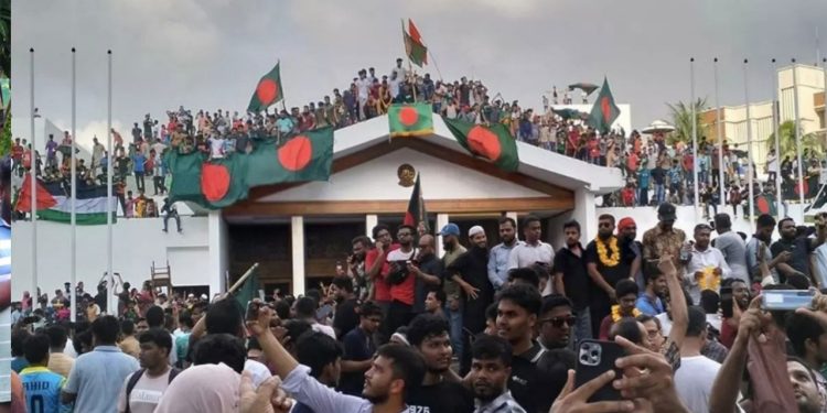 বাড়লো জুলাই শহীদ ও আহত যোদ্ধাদের তালিকা