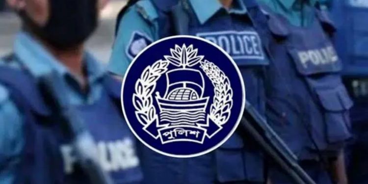 এএসপির বিরুদ্ধে কনস্টেবলের স্ত্রীকে অর্থের লোভ দেখিয়ে বিয়ের প্রস্তাব, বরখাস্তের আদেশ