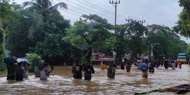 ১০টি জেলা ঝুঁকিতে, রয়েছে বন্যার আশঙ্কা