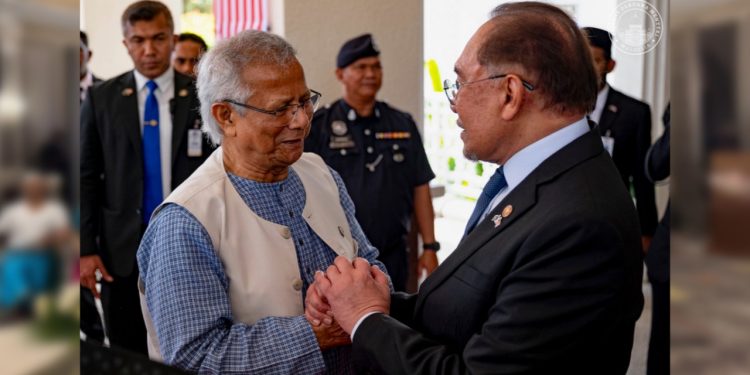 প্রধান উপদেষ্টার আশা, মালয়েশিয়ার শ্রমবাজারে আরও বাংলাদেশির কর্মসংস্থানের সুযোগ বাড়বে