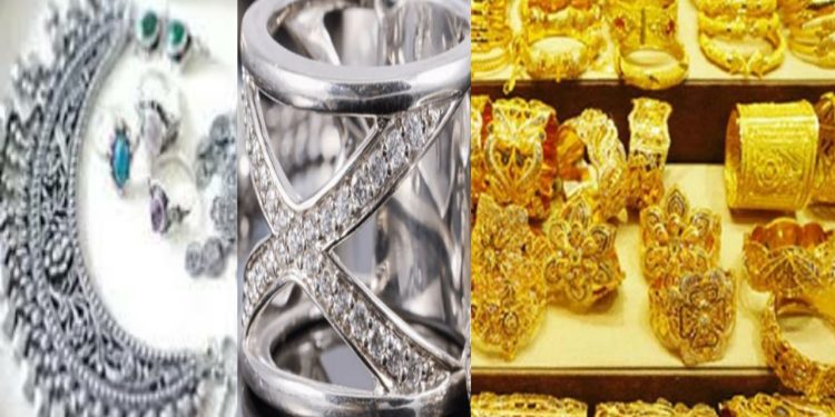 এক মাস ধরে যে দামে বিক্রি হচ্ছে স্বর্ণ ও রুপা
