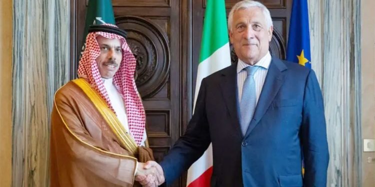 গাজায় যুদ্ধ থামানো ও জিম্মিদের মুক্তি চেয়ে যৌথ আহ্বান জানাল সৌদি আরব ও ইতালি