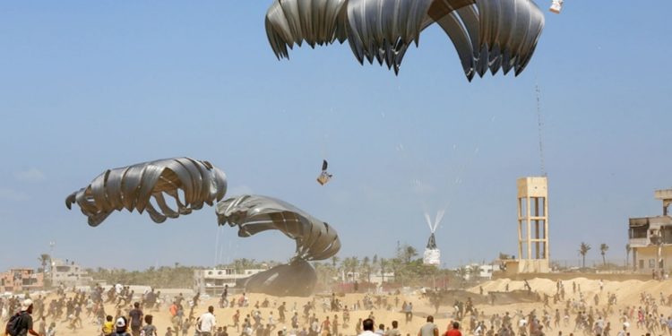 গাজায় খাদ্য ও ত্রাণ সরবরাহ বন্ধ করতে চায় ইসরায়েল